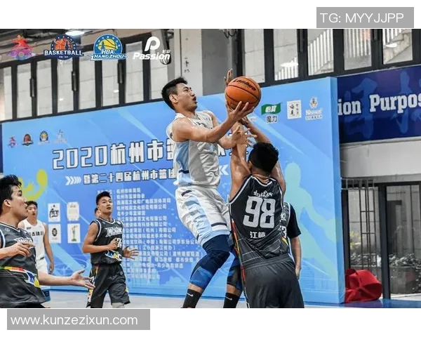 赛后分析：西安篮球队与南京篮球队在比赛中的战术灵活性对比