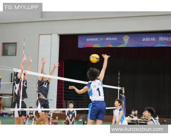 杭州排球队在排球个人能力排行榜中荣登第七名展现出强劲实力与潜力 杭州排球队在排球个人能力排行榜中荣登第七名展现出强劲实力与潜力