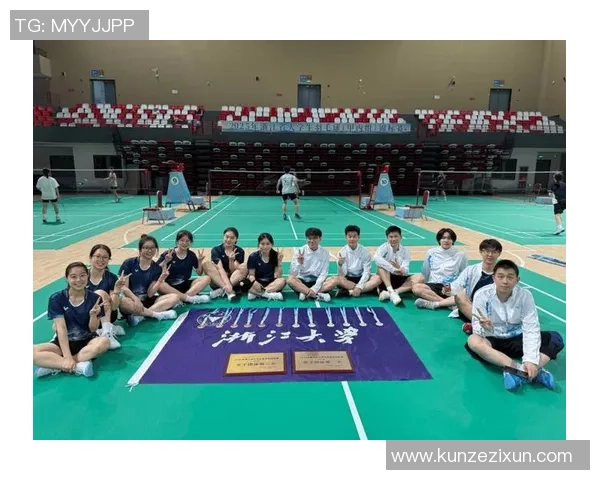 杭州羽毛球队在全国锦标赛积分榜上以84分稳居第一名表现出色 杭州羽毛球队在全国锦标赛积分榜上以84分稳居第一名表现出色