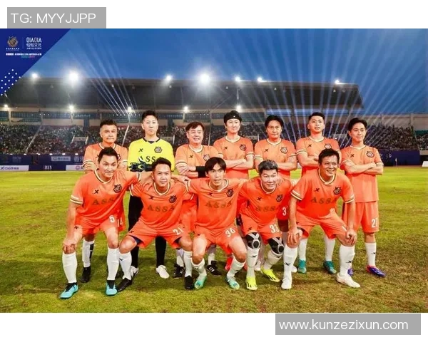 金色小辫的足球明星如何在绿茵场上书写传奇人生与梦想追逐 金色小辫的足球明星如何在绿茵场上书写传奇人生与梦想追逐